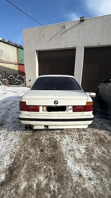 бев 34: BMW 5 series: 1992 г., 2 л, Механика, Бензин, Седан — 3