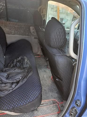 civic 2007: Nissan : 1999 г., Минивэн — 3