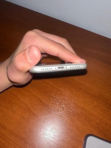 32 дюйм: IPhone 11, Колдонулган, 128 ГБ, Ак, Каптама, 75 % — 4