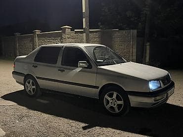 велтмейстер авто: Volkswagen Vento: 1993 г., 1.8 л, Механика, Седан — 2