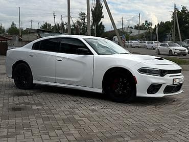 красный салон: Dodge Зарядник: 2020 г., 5.7 л, Бензин, Седан — 6