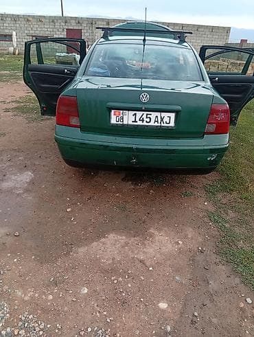 Volkswagen Passat: 1998 г., Бензин, Универсал