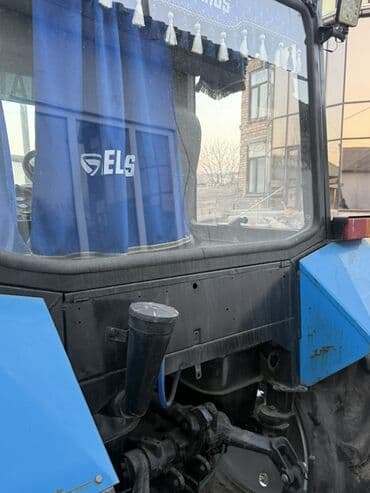 Zoomlion Тракторлор: Модель: 82 экспорттук, Колдонулган, 2001 г., Башка агрегаттар менен трактор — 5