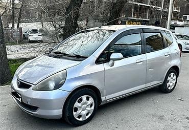 honda rav4: Honda Fit: 2003 г., 1.3 л, Вариатор, Бензин, Хэтчбэк — 4