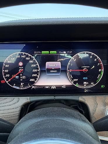 e2 byd: Mercedes-Benz E-Class: 2019 г., 2 л, Гибрид, Седан — 8