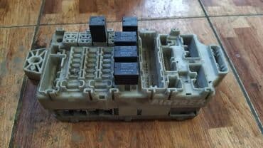 инверторы для солнечных батарей 800: Mitsubishi Airtrek \ Outlander блок предохранителей, Митсубиси Аиртрек — 1