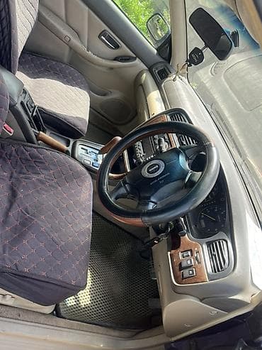 мухобойка на авто бишкек: Subaru Outback: 1999 г., Автомат, Бензин, Универсал — 5