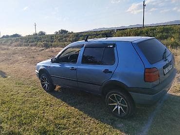 Транспорт: Volkswagen Golf: 1993 г., 1.8 л, Механика, Бензин, Хэтчбэк — 5