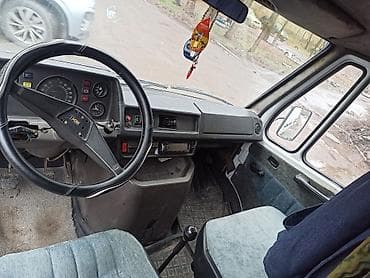 ом 613: Mercedes-Benz T1: 1991 г., 2.3 л, Механика, Дизель, Фургон — 2