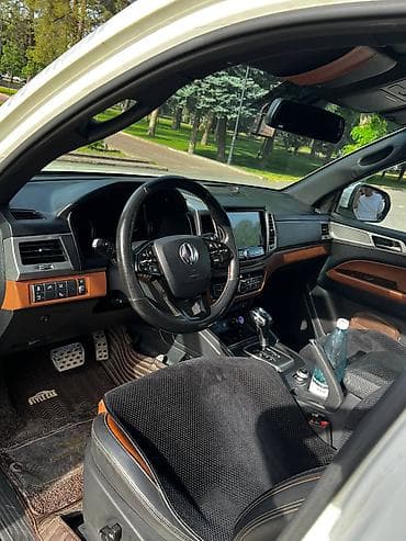 русификация lexus es 300h: Ssangyong Rexton Khan: 2019 г., 2.2 л, Автомат, Дизель, Пикап — 10