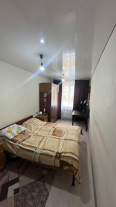 Продажа квартир: 3 комнаты, 58 м², 1 этаж — 2