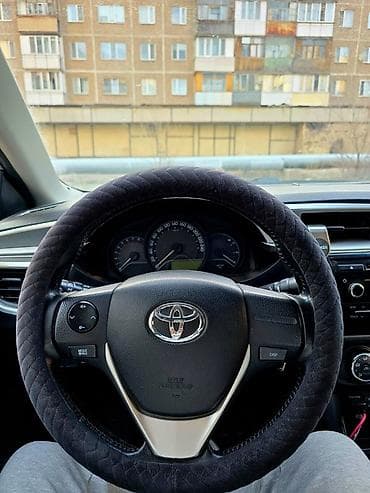 Продажа авто: Toyota Corolla: 2015 г., 1.6 л, Автомат, Бензин, Седан — 9