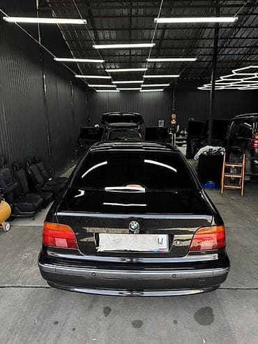 lada vesta: BMW 5 series: 2002 г., 2.5 л, Механика, Бензин, Седан — 4