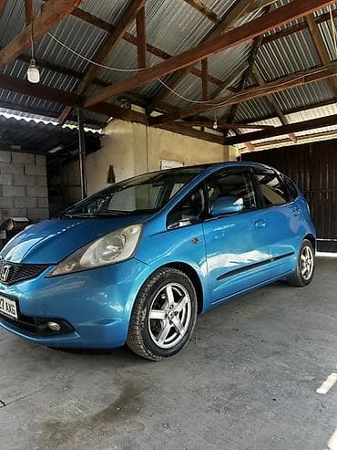Honda Jazz: 2010 г., 1.4 л, Ручные, Бензин, Хэтчбэк