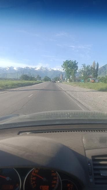 Требуется толковый парень на стройку. На постоянной основе. Оплата — 1