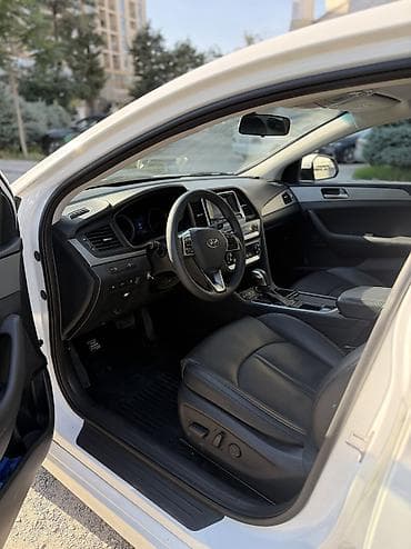 sonata 2003: Hyundai Sonata: 2022 г., 2 л, Автомат, Газ, Седан — 4