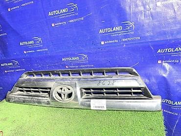 Решетка радиатора Toyota 2002 г., Б/у, Оригинал — 2
