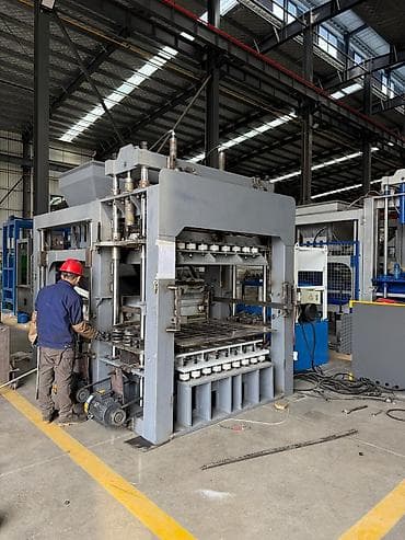 вибропрес: Полностью автоматическая линия для вибропрессования бетонных изделий — 2