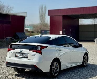 full construction: Toyota Prius: 2019 г., Автомат, Гибрид, Хэтчбэк — 5