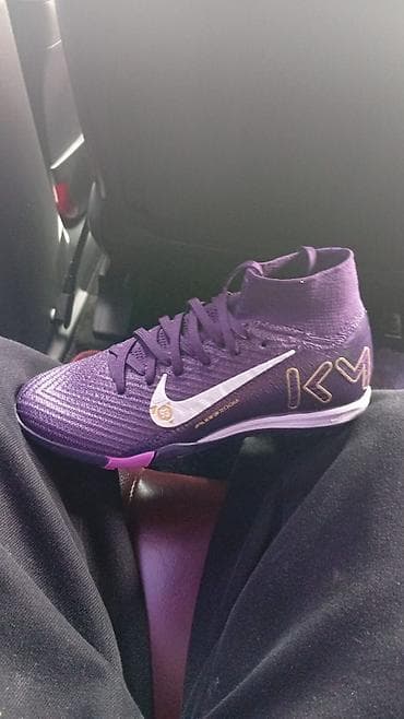 сороконож: Футбольные сороконожки глубокий фиолетовый,nike почти новые(1 неделя) — 1