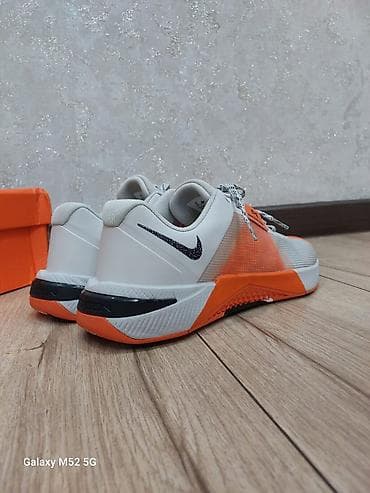 цинцзышоу отзывы: Мужские кроссовки, 40, 40.5, 41, Nike, Новый, цвет - Оранжевый, Самовывоз — 4