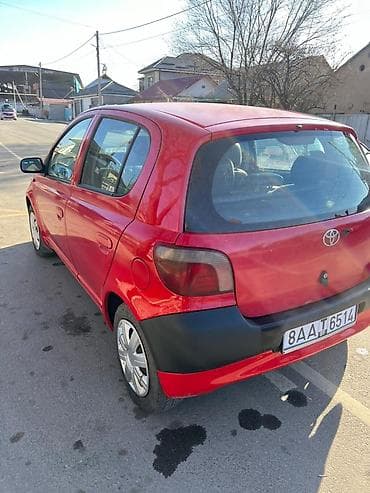 Продажа авто: Toyota Yaris: 1999 г., 1 л, Механика, Бензин, Хэтчбэк — 3