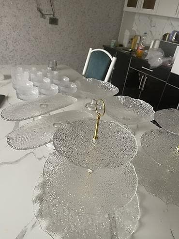 Набор сервировочной стеклянной посуды для десертов и закусок. Состав