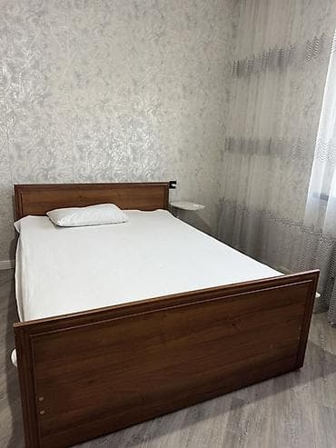 Спальный гарнитур, Б/у, Двуспальная кровать, ДСП, цвет - Коричневый