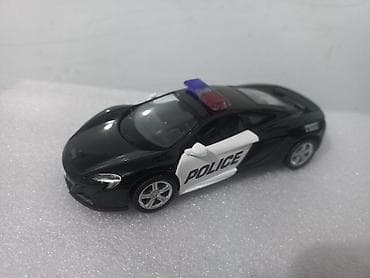 румын: #машины
#полицейскиемашины
#металическиемашины
#игрушки — 3