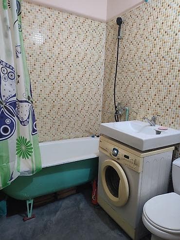 Недвижимость: Золотой квадрат Сдается 2ком квартира Этаж: 3 из 12 Косметический — 2