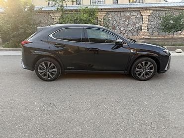 ct 200h: Lexus UX: 2021 г., 2 л, Автомат, Гибрид, Кроссовер — 5