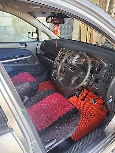 honda stepwgn 1: Honda Stream: 2002 г., 1.7 л, Автомат, Бензин, Минивэн — 6