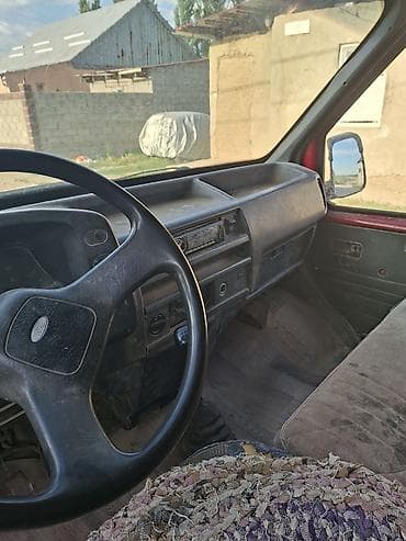 фара форд: Фургон Ford Transit (пассажирско-грузовой) Основные особенности: - — 4