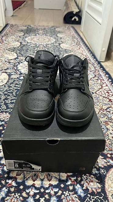 Жеке буюмдар: Air Jordan 1 Low, полностью чёрные (Triple Black) - Оригинальный — 1