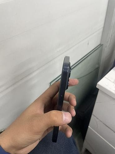 айфоны: IPhone 15 Pro, Б/у, 256 ГБ, Синий, Коробка, 83 % — 4