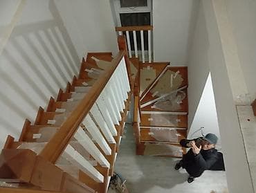 мансард: Деревянная лестница Для дома, Форма лестницы: Г-образная, Стиль: Классический — 7