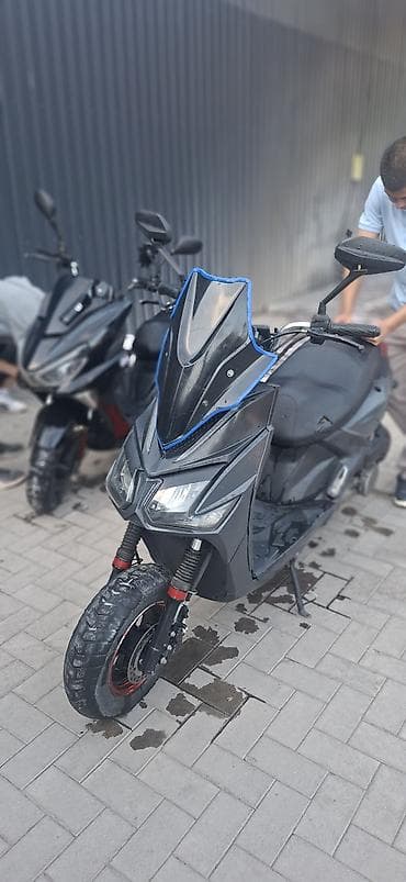 bws samurai: Скутер/максискутер 150–200 см³ (визуально — спортивный дизайн) — 1