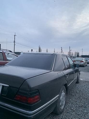 merce: Mercedes-Benz W124: 1993 г., 2.2 л, Ручные, Бензин, Седан — 6