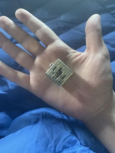 Подвеска-голова Крипера из Minecraft - Металлическая подвеска