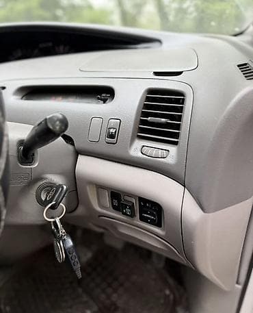 куплю авто каракол: Toyota Estima: 2001 г., 2.4 л, Автомат, Газ, Вэн/Минивэн — 4