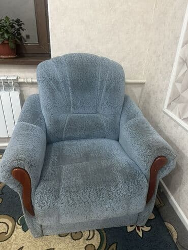 кресло для гостинной бишкек: Мягкие два кресла и диван раскладной Характеристики: - Тип — 2