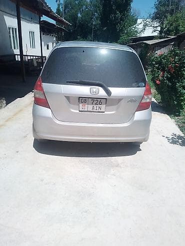 Продажа авто: Honda Fit: 2001 г., 1.5 л, Автомат, Бензин, Хэтчбэк — 3