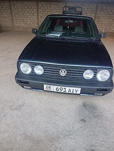 Volkswagen Golf: 1990 г., 1.8 л, Хэтчбэк