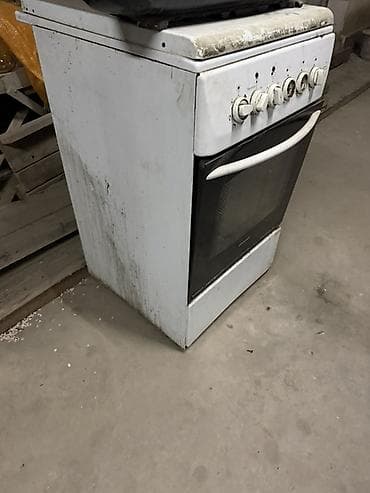 1000 сом СРОЧНО СРОЧНО СРОЧНО продается Газ.плита и микроволновка