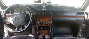 машины кант: Mercedes-Benz W124: 1993 г., 3 л, Механика, Дизель, Седан — 4