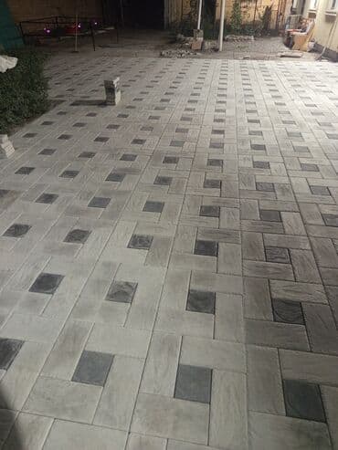 грохус цена: Продаю бракованные брусчатки.разного цвета и форм.дешево.по 300 сом за — 6