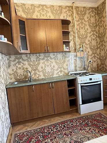 персидский ковер цена: 3 комнаты, Без подселения, С мебелью полностью — 5