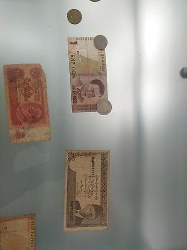 Искусство и коллекционирование: Продам совецкие кюпюры 
старые денги 
медали ссср
только писать — 1