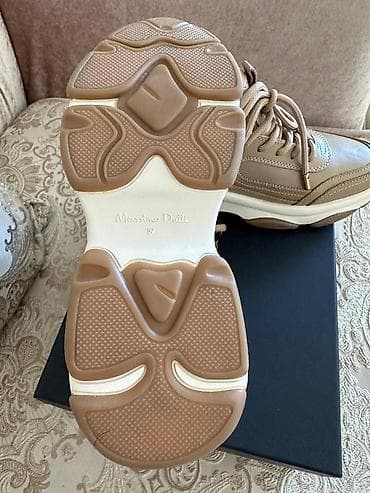 nike react: Кроссовки, 37, Massimo Dutti, Новый, цвет - Бежевый, Бесплатная доставка — 3