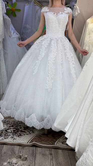 Вечернее платье, Пышное, Длинная модель, Без рукавов, Корсет, S